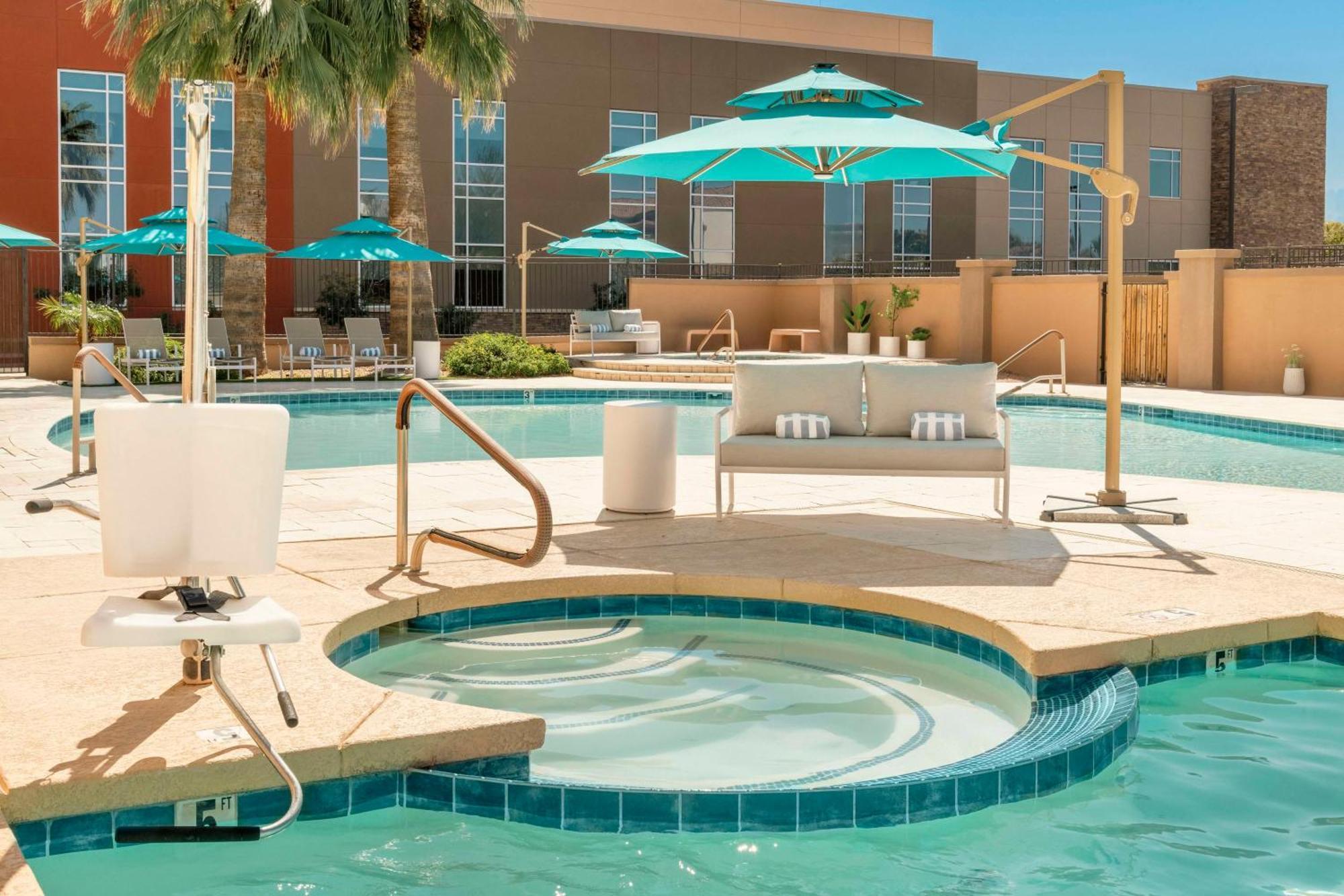 Doubletree By Hilton Phoenix-Gilbert Dış mekan fotoğraf